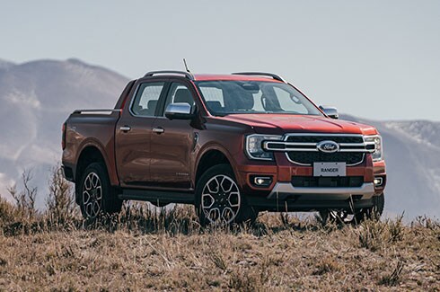 Ford Ranger Naranja Terra con nuevas dimensiones